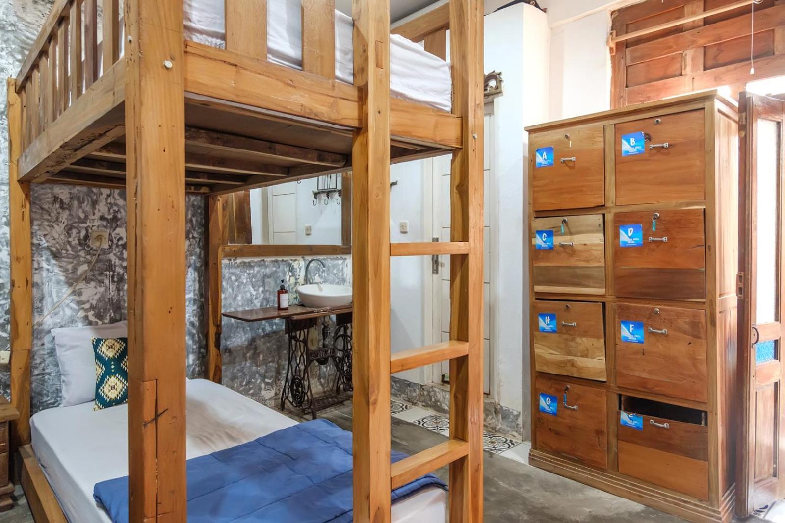 Twospaces Living At Wave And Chill House, Canggu מראה חיצוני תמונה