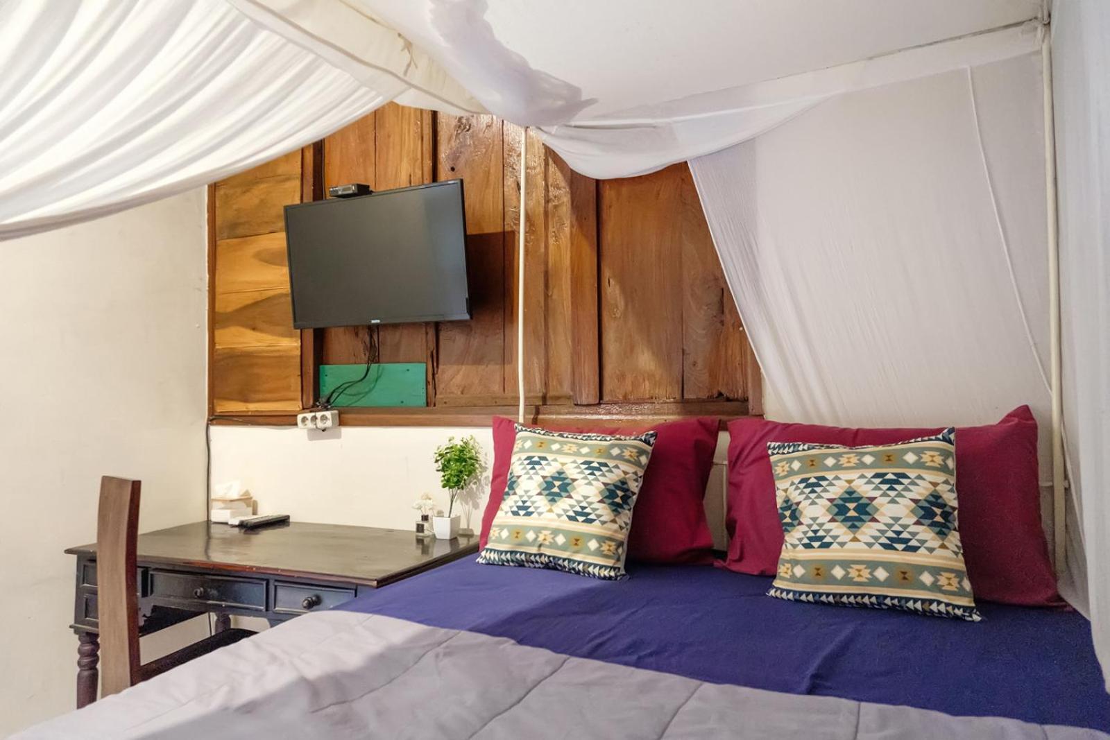 Twospaces Living At Wave And Chill House, Canggu מראה חיצוני תמונה
