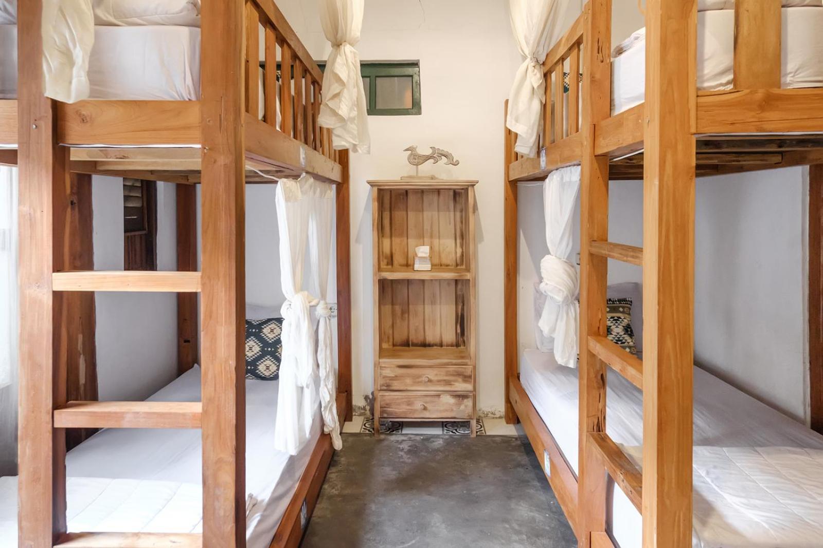 Twospaces Living At Wave And Chill House, Canggu מראה חיצוני תמונה